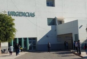 Dos Son Menores: Volcadura de una Familia por la México 15, en ahome, deja 4 lesionados