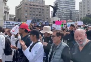Marchan Al Senado por el Médico Veterinario Héctor Hernández Asesinado por Un Cliente | VIDEO