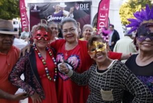 Mazatlán Registro Alta Afluencia de Turistas Nacionales y Extraanjeros que Disfrutan del Carnaval, Su Gastronomía y Atracciones