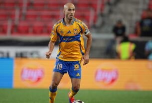 El Jugador de Fútbol en México Pasa de Jugar El Sábado a la Coaching El Domingo