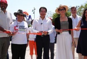 Mario Delgado Carrillo, Secretario de la Sep, Recorrió la Feria Internacional del Libro Infantil y Juvenil Aztlán