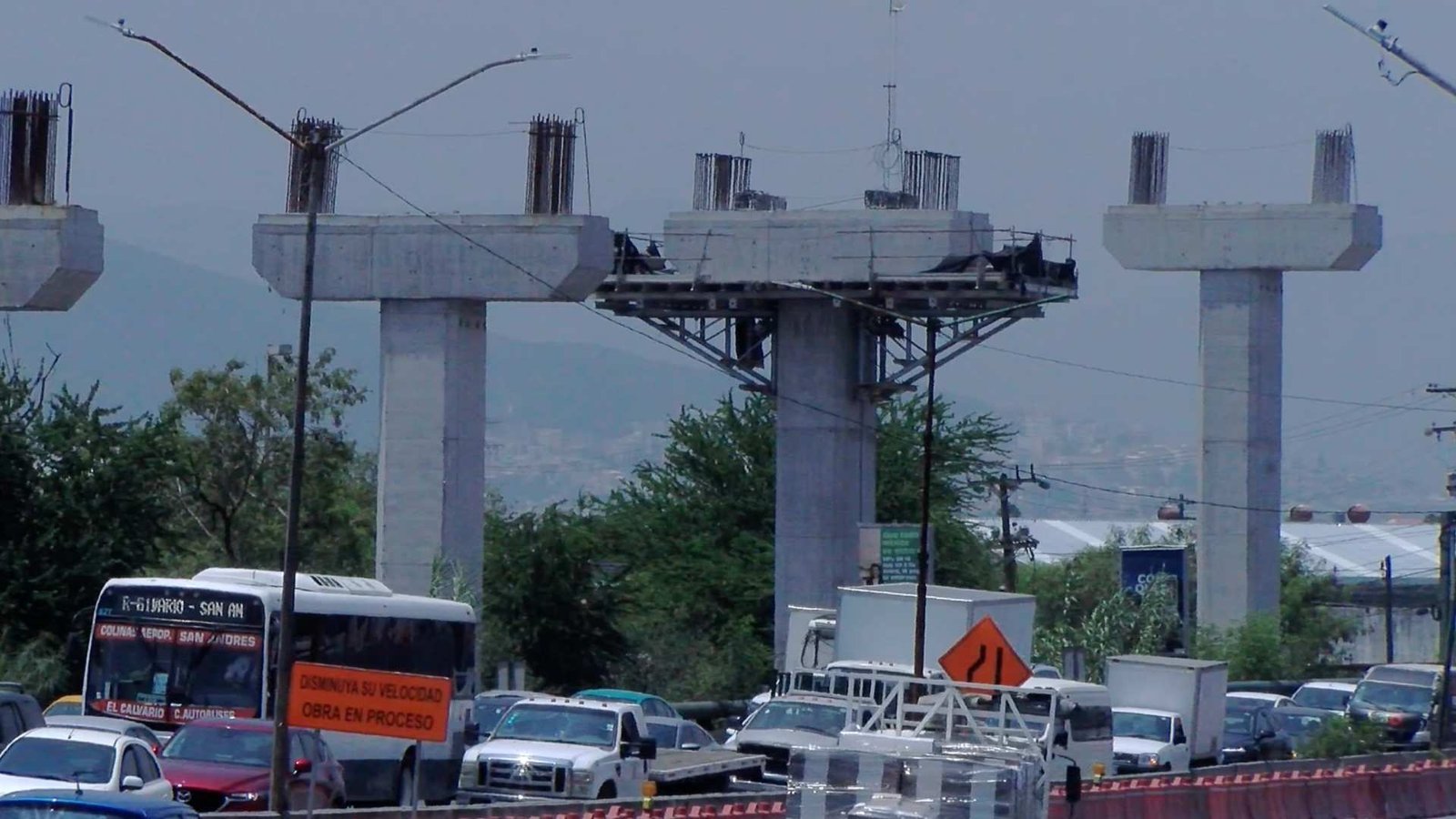 Cierre Vial en av. Miguel Alemán por Obras del Metro en Guadalupe, Nuevo León: ¿Cuándo Inicia?