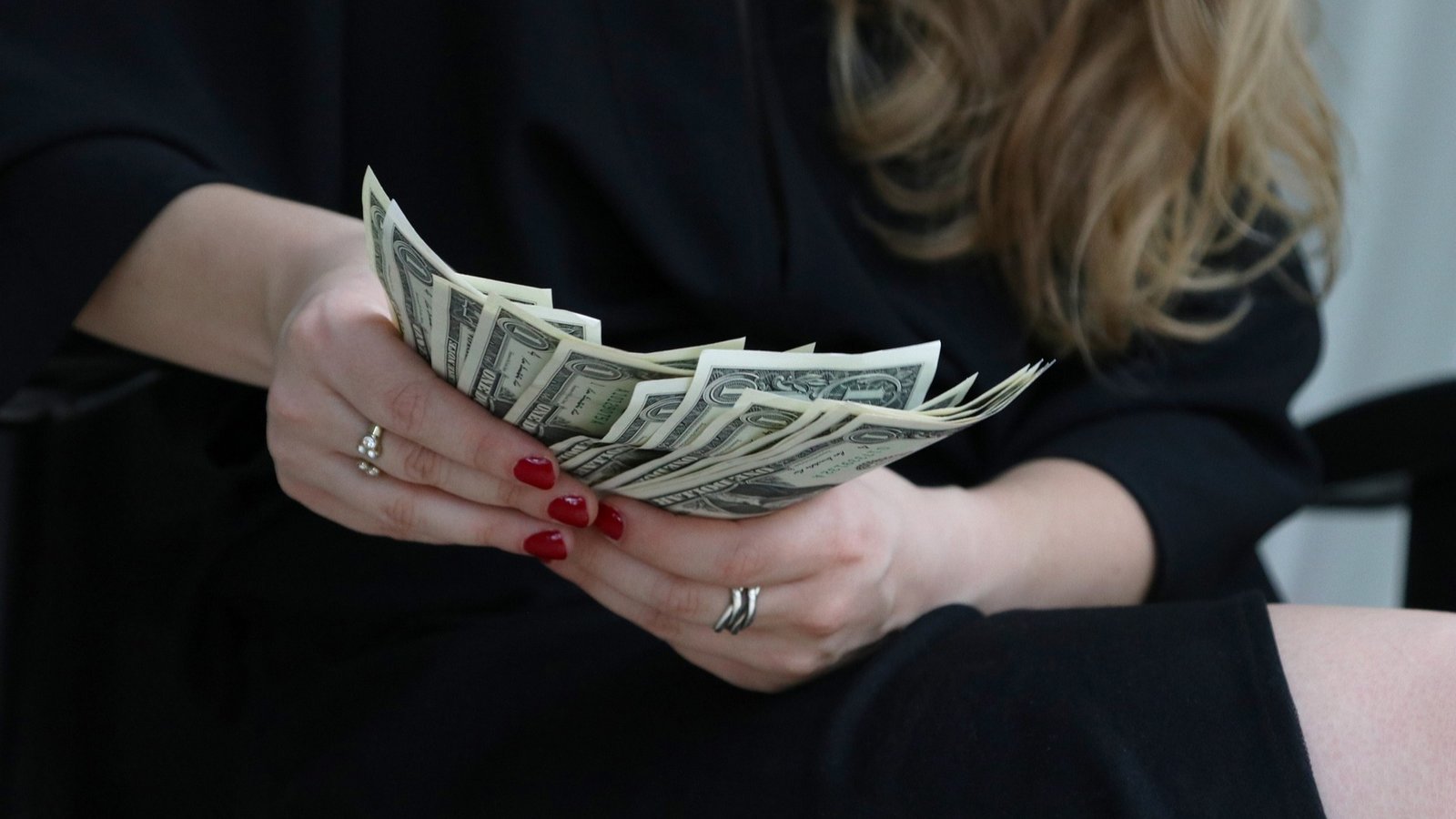 Precio del Dólar Hoy Martes 29 de Julio de 2025: Así Está El Tipo de Cambio Con El Peso