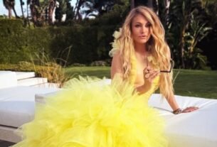 Hijo de paulina rubio es detenido en el aeropuerto por viajar solo a españa sirdo menor de edad