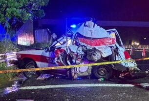 Tráiler embiste un taxi en la autopista nuevo tapa-caseque; Heno dos Mujeres muertas