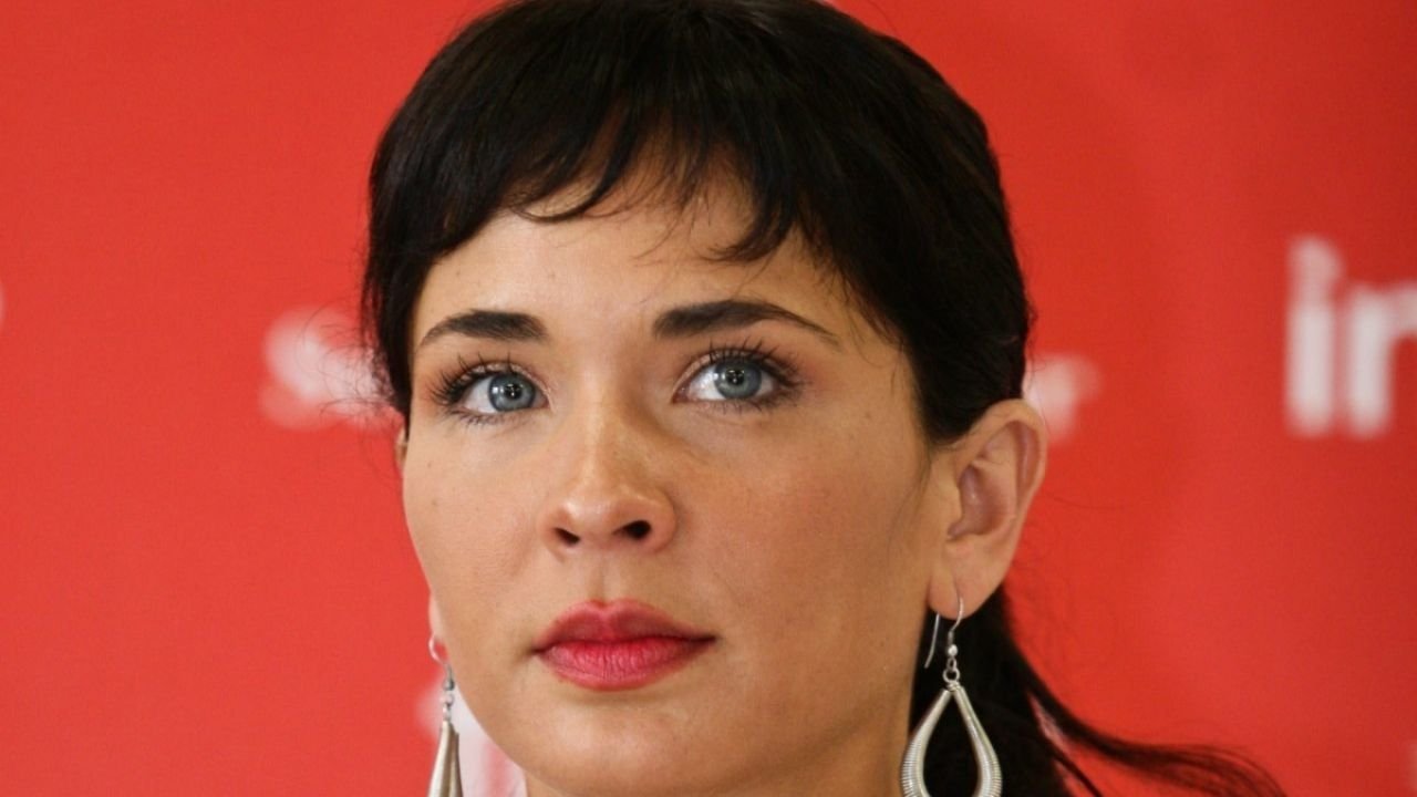 Fue la Actriz Más Hermosa de TV Azteca y Televisa, se retiró varios años de las telenovelas y así luce en su regreso