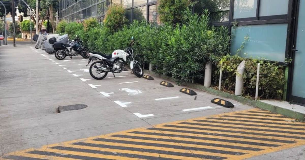 Estacionamiento de Motos en Plaza Comerciales de Cdmx, ¿Qué Cambios Hubo?