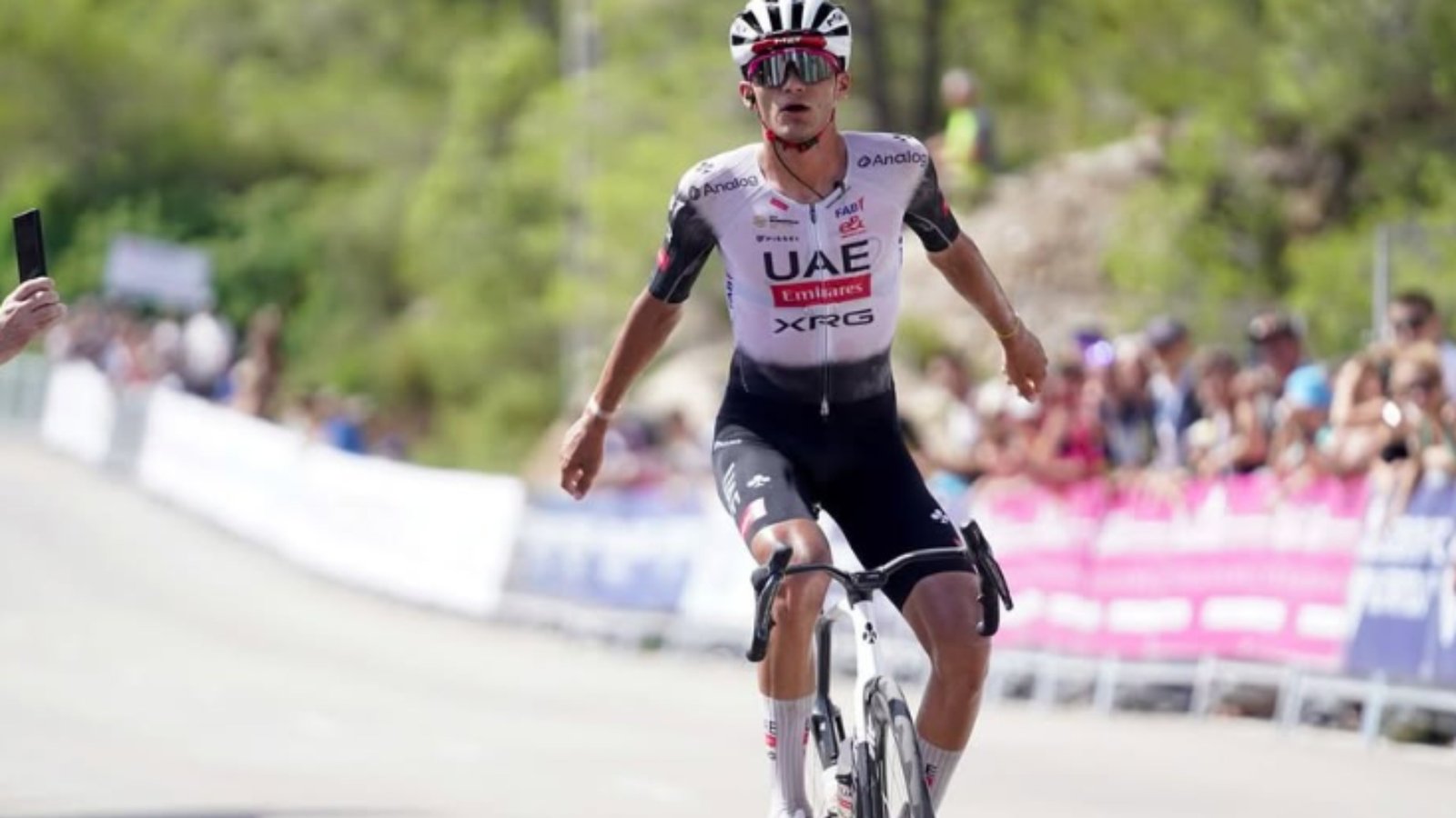 Isaac del Toro Liderará A México en el Mundial de Ruta 2025 en Ruanda