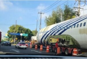 ESTA ES LA RAZÓN POR la ​​Que Había Un Avión en Periférico Sur, Aeronave Causa Sorpresa y Se Vuelve viral en Redes