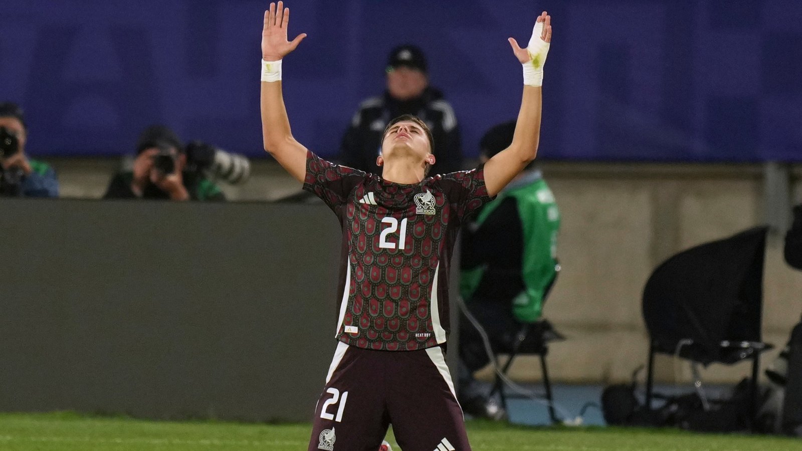 México vs Chile Sub-20 en Vivo: Alineaciones y Minuto a Minuto de los Octavos del Mundial 2025