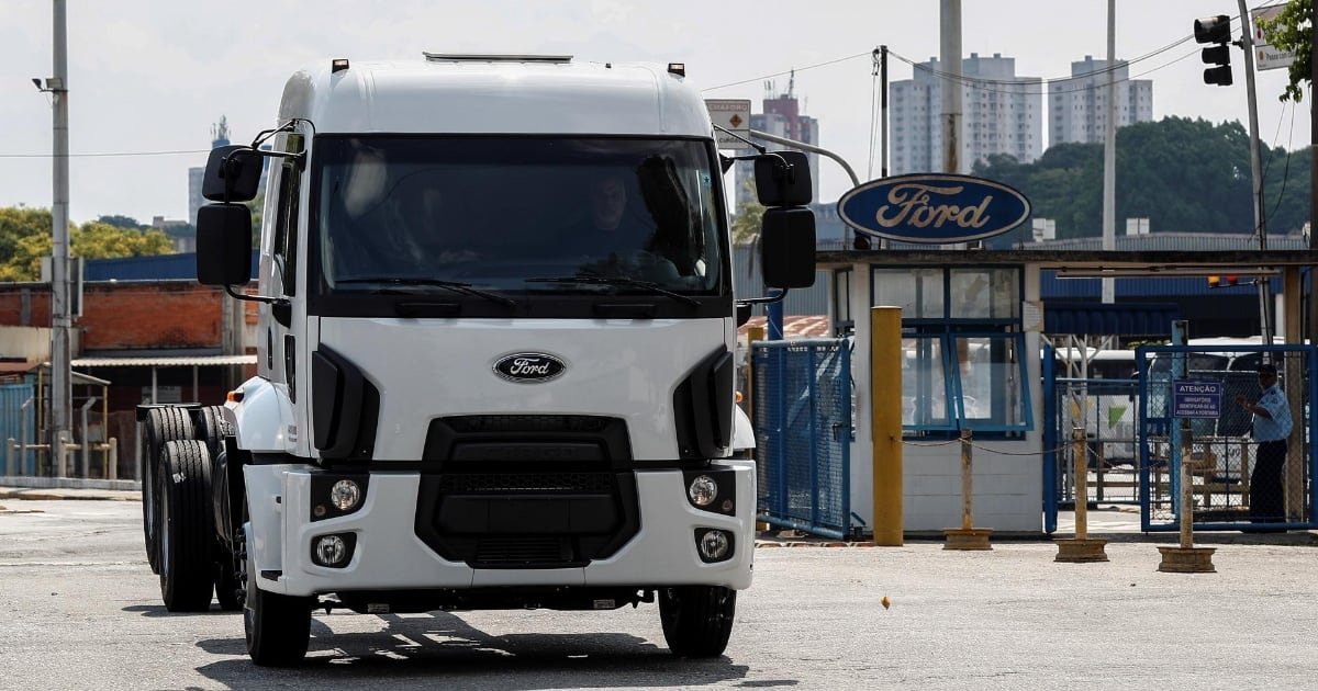 ¿Por qué México es el más afectado por los aranceles del 25% impuestos por Trump a camiones importados?