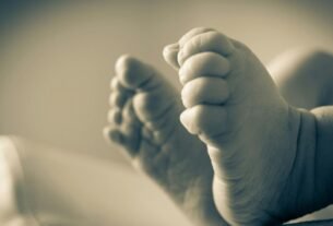 Operadora del C5 salva a bebé de 10 días de nacida haciendo RCP telefónico: VIDEO