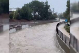 Alertan por inundaciones repentinas en California: VIDEO