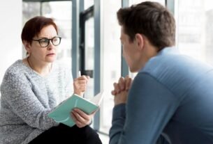 Salud mental: Dr. Simi ofrece atención psicológica gratis