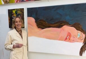 Sharon Stone asegura que sus pinturas tienen una inspiración paranormal