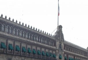 Comisión Presidencial presenta a Claudia Sheinbaum iniciativa de reforma electoral