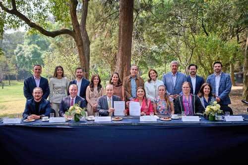 Gobernador Alfonso Durazo impulsa crecimiento de La Sauceda con convenio de colaboración con el Bosque de Chapultepec