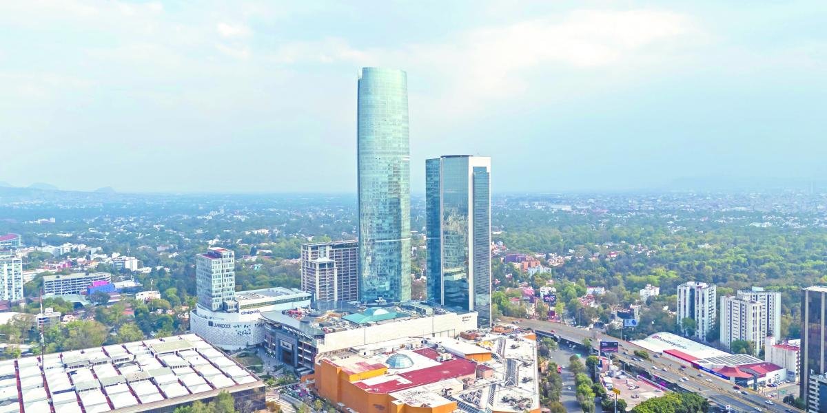 Fibra Uno cumple 15 años con 630 propiedades; es el más grande de AL