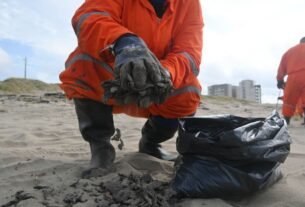 Recolectan más de 825 toneladas de hidrocarburos por derrame en costas del Golfo de México