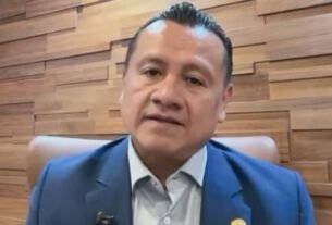 Carlos Torres Piña solicita licencia para buscar candidatura de Morena en Michoacán